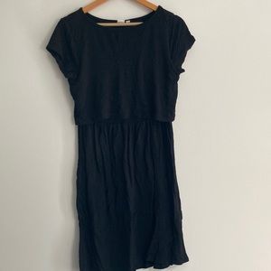 GAP maternity/nursing dress size S